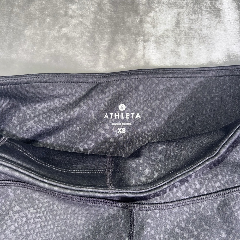 Athleta Leggings Womens XS Black Snake Print Gym Athletic - Picture 3 of 12